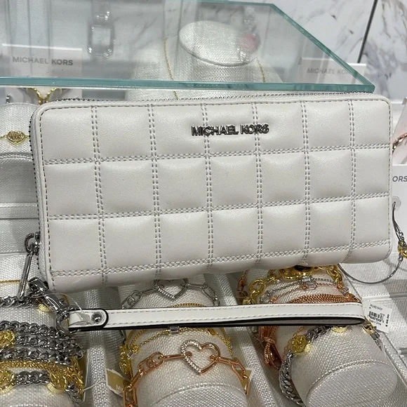 MICHAEL KORS Continental Wristlet Phone Case Wallet
Optic White
NWT - Picture 10 of 16